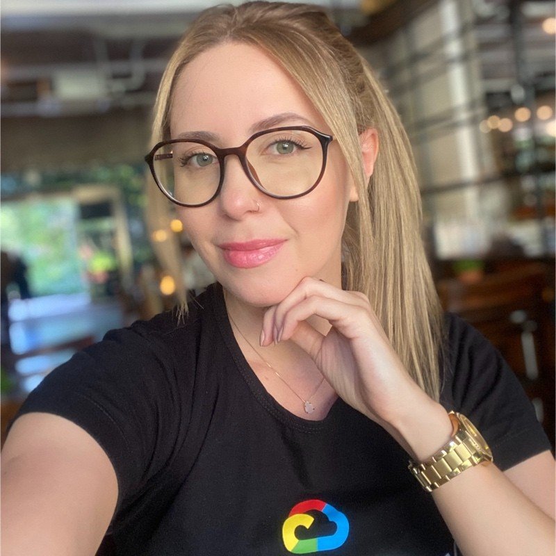 Jéssica Alencar — Projects & Processes and Co-founder of RAMOA Digital